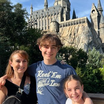 Marvelous Mouse Travels - Harry Potter castle universal studios - Travel Services Near Me - Huntersville , North Carolina