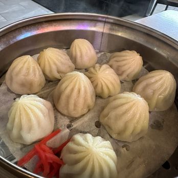Joyee’s Dumpling House - 4S Ranch - Pork Soup dumplings. This is one order. - Dim Sum Near Me - San Diego, California Joyee’s Dumpling House - 4S Ranch - Pork Soup dumplings. This is one order. - Dim Sum Near Me - San Diego, California