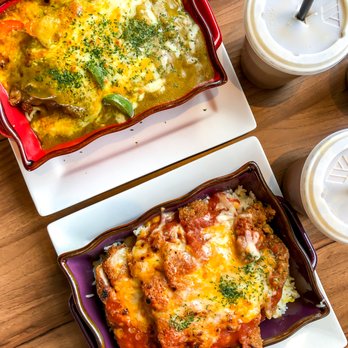 Good Catch Cafe - Baked curry pork chop on spaghetti, baked pork chop with tomato sauce on rice, iced HK milk tea, iced coffee - Hong Kong Style Cafe Near Me - Markham, Ontario