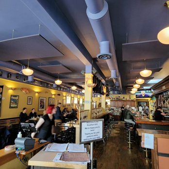 Rockfish Grill - people sitting at the bar - Seafood Near Me - Anacortes, Washington