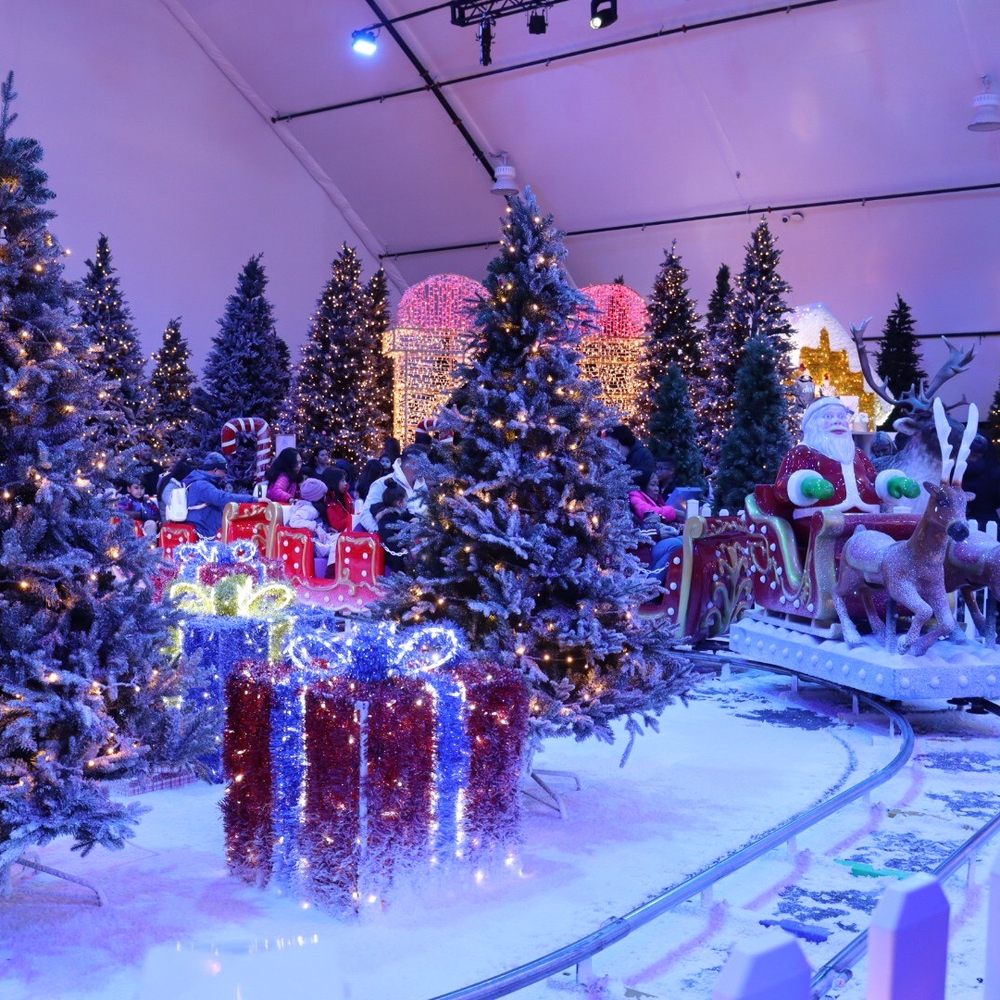 M Resort - Santa's mini train - Hotels Near Me - Henderson, Nevada M Resort - Santa's mini train - Hotels Near Me - Henderson, Nevada