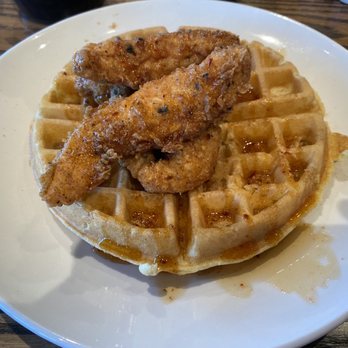 Another Broken Egg Cafe - American Near Me - Gilbert, Arizona