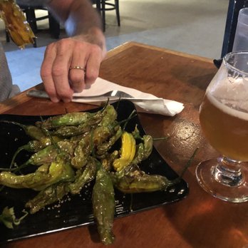 Maui Brewing - Appetizers and dinner. - Brewpubs Near Me - Lahaina, Hawaii Maui Brewing - Appetizers and dinner. - Brewpubs Near Me - Lahaina, Hawaii