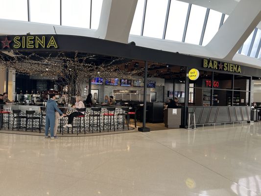 Bar Siena O'Hare by null