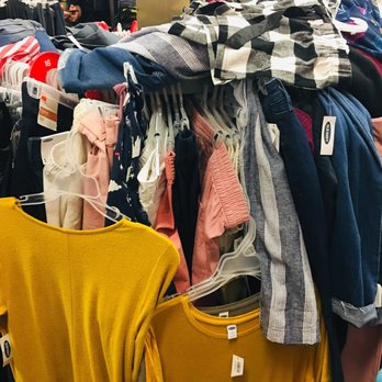 Old Navy - Men's Clothing Near Me - Palm Desert, California