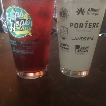 Pleasant Ridge Store - Bars Near Me - Dodgeville, Wisconsin