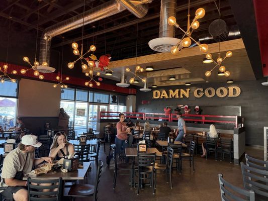 Torchy's Tacos by null