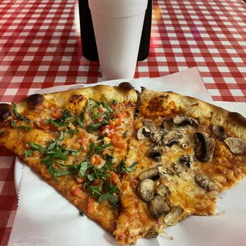 Luigi's Pizzeria - Fantastic Margherita n Mushroom Pizzas !!! - Pizza Near Me - Bellaire, Texas Luigi's Pizzeria - Fantastic Margherita n Mushroom Pizzas !!! - Pizza Near Me - Bellaire, Texas
