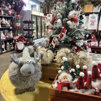 Apple Ridge Farms - It's Christmas! - Bakeries Near Me - Camino, California