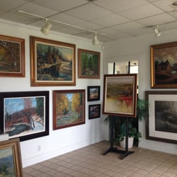 Village Art Center - Fine art in gallery
