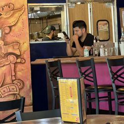 Los Mexicanos Grill & Cantina - Very important something. Me? Thirsty.