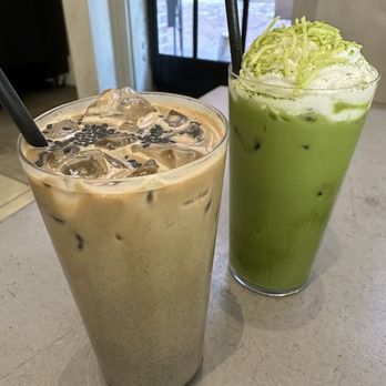 kodo - Kura Goma (black sesame drink on the left) Coconut Matcha Latte (right) - Cocktail Bars Near Me - Los Angeles, California