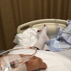Especialidades Almater - Resting after my surgery with Dr. Javier Roman...