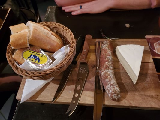 Poechenellekelder by null