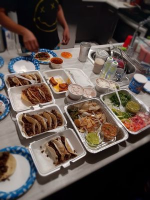 Taqueria Morelia by null