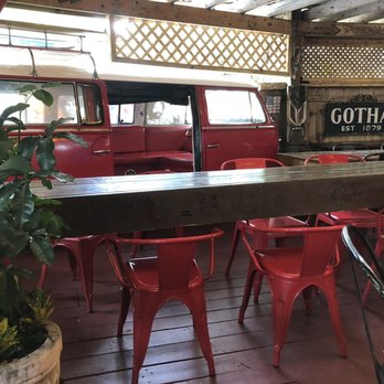 Yellow Dog Eats - Patio area - Sandwiches Near Me - Windermere, Florida