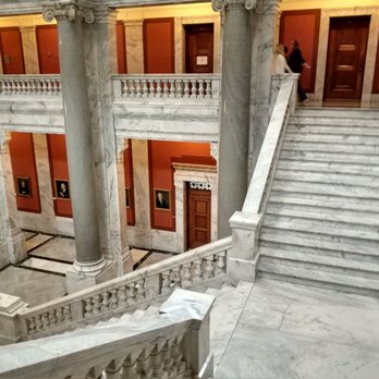 Kentucky State Capitol - Appears to be some of the most lavish stairs ever. - Landmarks & Historical Buildings Near Me - Frankfort, Kentucky Kentucky State Capitol - Appears to be some of the most lavish stairs ever. - Landmarks & Historical Buildings Near Me - Frankfort, Kentucky