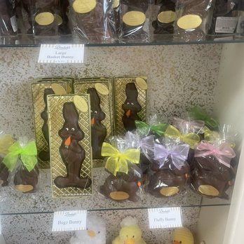 Dinstuhl’s - Collierville - Chocolatiers & Shops Near Me - Collierville, Tennessee Dinstuhl’s - Collierville - Chocolatiers & Shops Near Me - Collierville, Tennessee