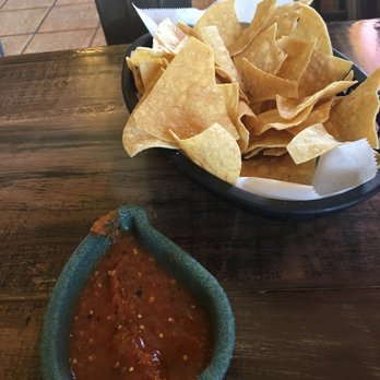 Mi Mexico Restaurant - chips and salsa - Mexican Near Me - Bakersfield, California Mi Mexico Restaurant - chips and salsa - Mexican Near Me - Bakersfield, California