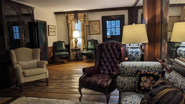 Old Drovers Inn by null