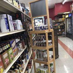 Huron Market - Inside