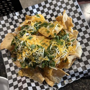 I Dunno Gastropub - borracho nachos - Gastropubs Near Me - Stockton, California I Dunno Gastropub - borracho nachos - Gastropubs Near Me - Stockton, California