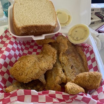 Fish Hole - Five piece whiting for $10.50. This place is a hole in the wall but the fish is fan freaking tastic! - Restaurants Near Me - Eastover, South Carolina