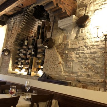Vini da Pinto - Italian Near Me - Venezia, VE
