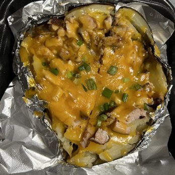 225 BBQ - Special for the day: Turkey loaded potato - Barbeque Near Me - Arlington, Texas