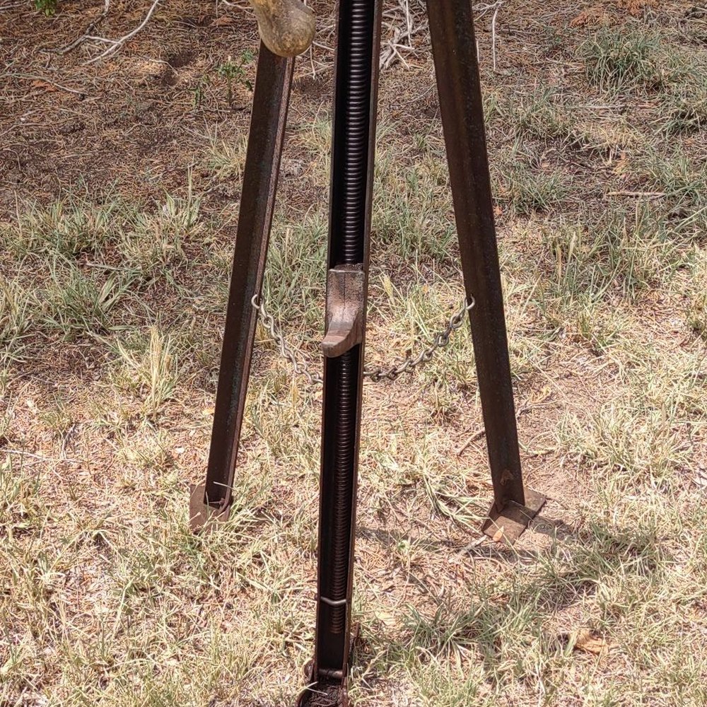 Leon's Welding & Fabrication - My late father's antique screw jack. 55+ years old. Works like new. - Metal Fabricators Near Me - Hays, Kansas Leon's Welding & Fabrication - My late father's antique screw jack. 55+ years old. Works like new. - Metal Fabricators Near Me - Hays, Kansas