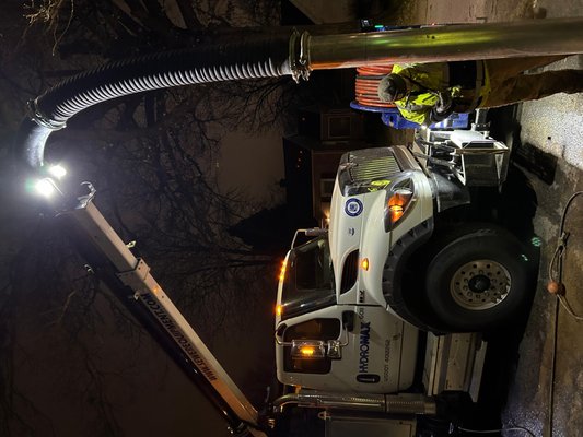 Hydromax Plumbing Logo