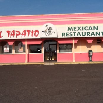 El Tapatio Mexican II - the front of the restaurant - Mexican Near Me - Gadsden, Alabama El Tapatio Mexican II - the front of the restaurant - Mexican Near Me - Gadsden, Alabama
