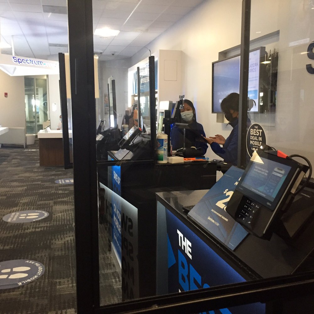 Spectrum - Again, sales reps f*cking with phones, zero customers actually being helped. - Television Service Providers Near Me - Honolulu, Hawaii Spectrum - Again, sales reps f*cking with phones, zero customers actually being helped. - Television Service Providers Near Me - Honolulu, Hawaii