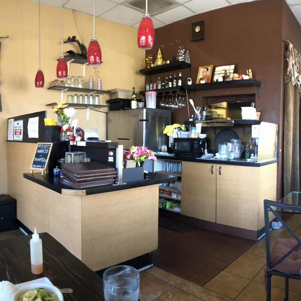 Iron Pan Thai Kitchen - Inside. There's also an outside patio. - Thai Near Me - Poway, California
