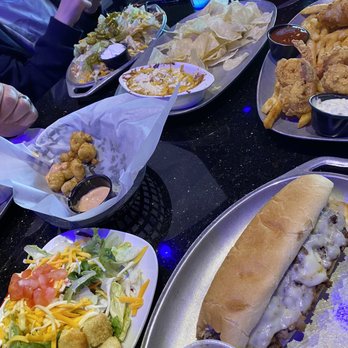SS Dockside Cafe And Pub - gator bites, french dip, crab dip - American Near Me - Branson, Missouri
