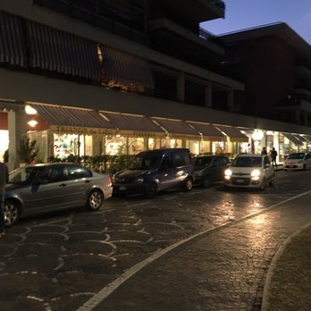 Trianon - Restaurant from the street - Pizza Near Me - Sorrento, NA