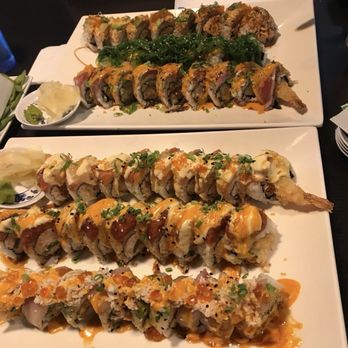 Sushi Hook - Sushi Bars Near Me - Sacramento, California