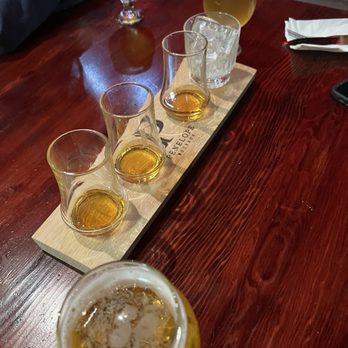Parish Publick House - Whiskey flight - Bars Near Me - Santa Cruz, California Parish Publick House - Whiskey flight - Bars Near Me - Santa Cruz, California