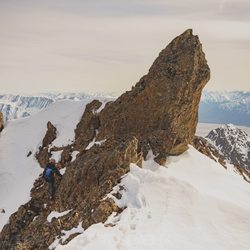 Indianhouse Mountain - Summit ridge