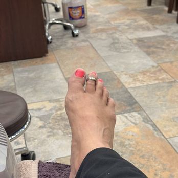 Sky Nails - Nail Salons Near Me - Woodbury, Minnesota