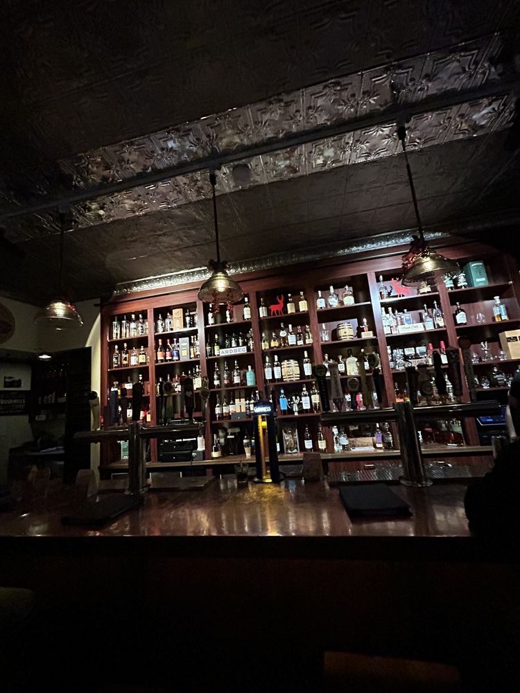 Red Stag Pub