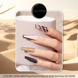 Luxury Nails Spa at The Forum