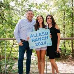 Allaso Ranch - This place!! Allaso is a place of change! Students meeting Jesus, worshipping, studying and having time together!
