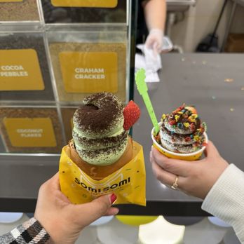 Somisomi - Match ice cream and vanilla ice cream - Ice Cream & Frozen Yogurt Near Me - Katy, Texas