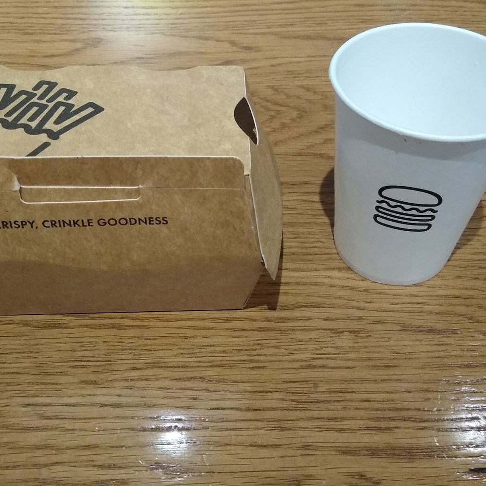 I like there logo. Cute to go box.
