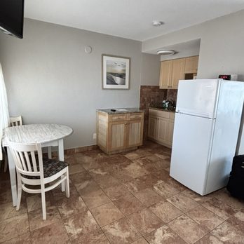 Page Terrace Beachfront Hotel - Kitchenette - Hotels Near Me - Treasure Island, Florida Page Terrace Beachfront Hotel - Kitchenette - Hotels Near Me - Treasure Island, Florida