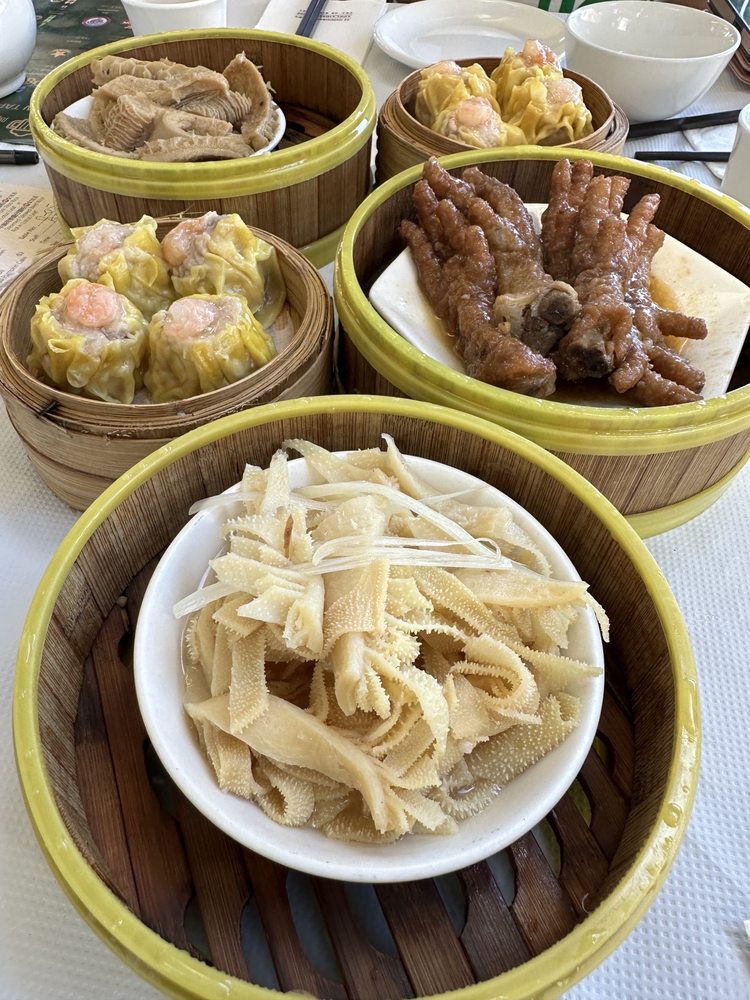 STAR HOUSE CHINESE RESTAURANT Updated February 2025 60 Photos & 18 Reviews 39 Gouger St