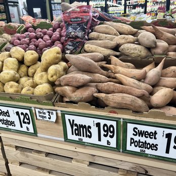 Yoke's Foods - This is supposed to be Idaho - Grocery Near Me - Kellogg, Idaho Yoke's Foods - This is supposed to be Idaho - Grocery Near Me - Kellogg, Idaho