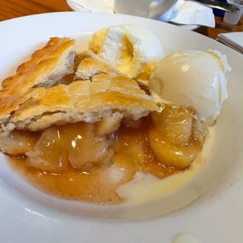 Marie Callender's - Apple Pie A la Mode! - American Near Me - Camarillo, California Marie Callender's - Apple Pie A la Mode! - American Near Me - Camarillo, California