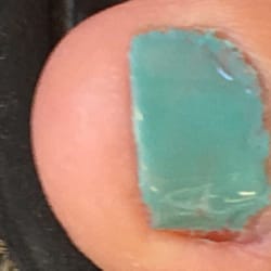 T & M Nails - this is what your nails will look like if you come here...BUSTED ASF